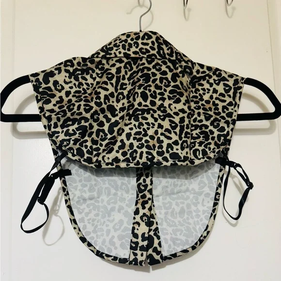 Chic Leopard Print Detachable Collar - Picture 2 of 2